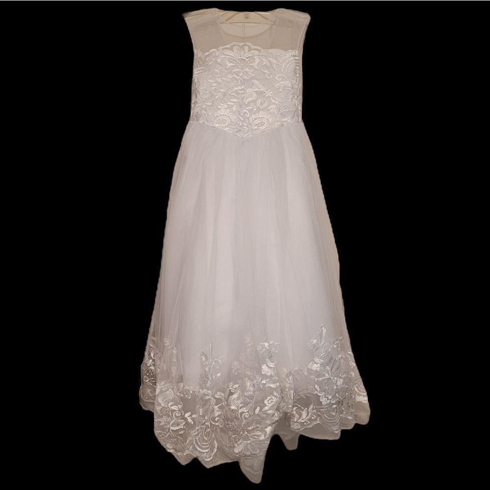 White formal gown girls